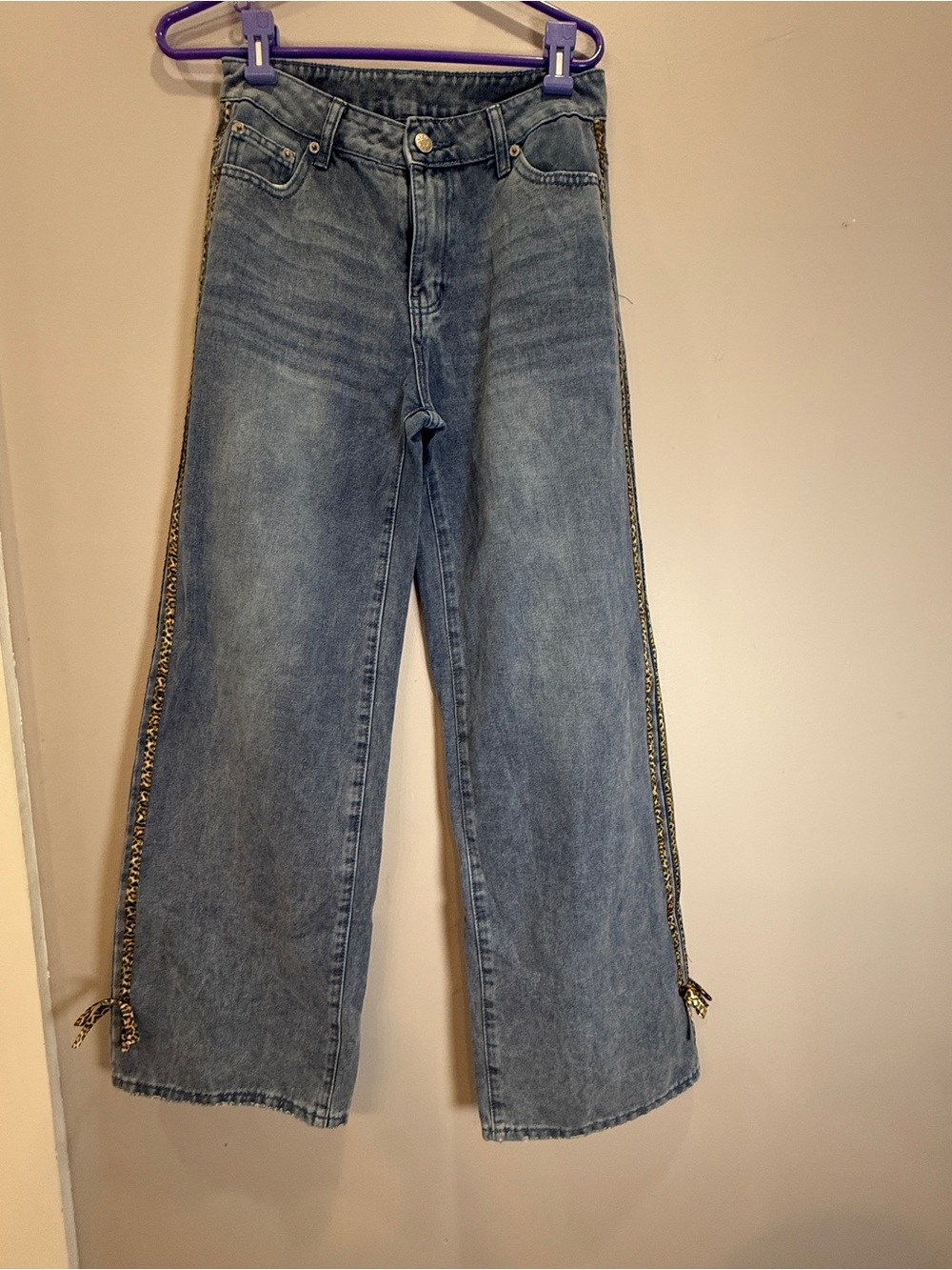 Women’s Blue Boot-Cut Jeans with Decorative Side Trim